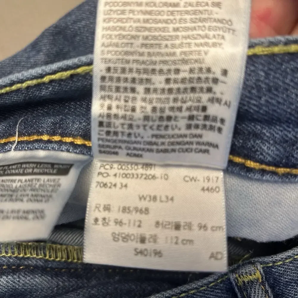 Levis 550 Jeans Mens 38x34 Blue Denim Original Relaxed Fit 100% Cotton - Picture 7 of 8
